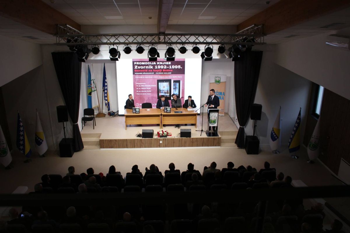 U SAPNI UPRILIČENA PROMOCIJA KNJIGE “ZVORNIK 1992–1995: GENOCID NA KAPIJI BOSNE“
